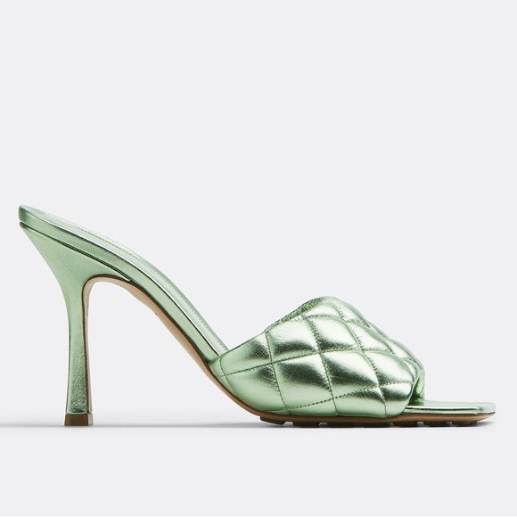 Bottega Veneta Shoes - New Size 36 Bottega Veneta Padded Quilted Sandals/Mules Pistachio.